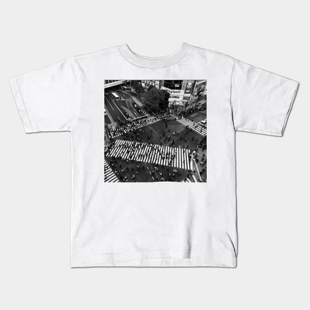 Japan Shibuya Crossing Monochrome Edition Kids T-Shirt by heihewhite